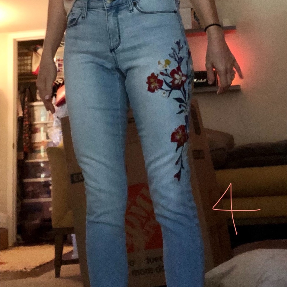 Universal Thread Embroidered Jeans